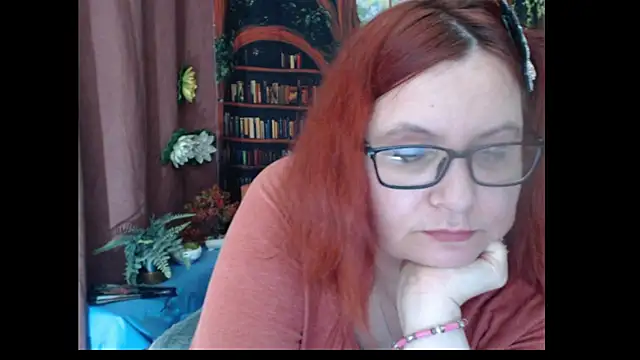 PlayfullMature Chat XXX in diretta