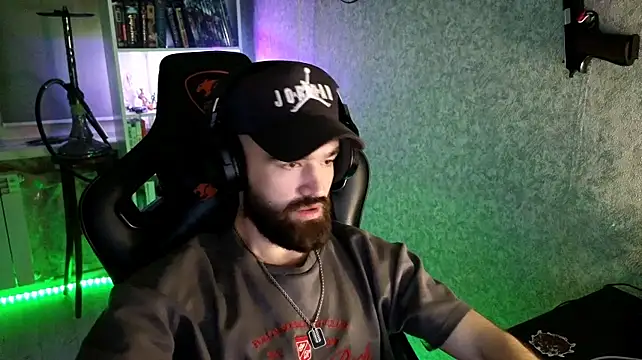 Chat +18 de _Serious_Man ao vivo