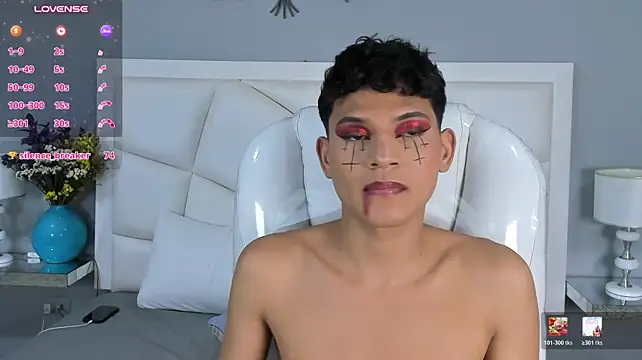 Онлайн чат XXX SammyMillers