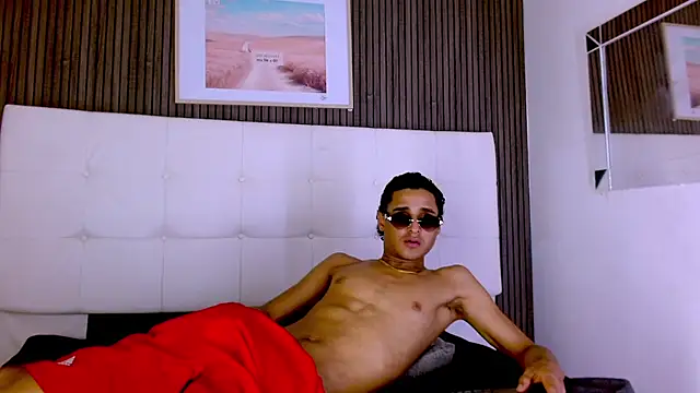Maximo_Juli – Live XXX-chat