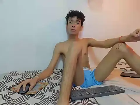 Hideaky_boycum XXX чат на живо