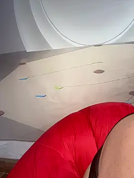 Mia_Velvet9x Adlı Modelin Canlı XXX Sohbeti