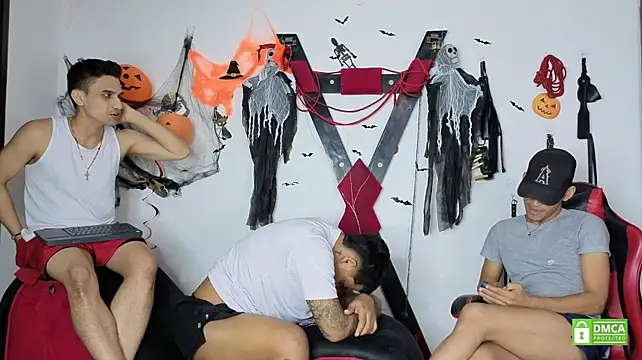 EliteBoysLive Live XXX-Chat