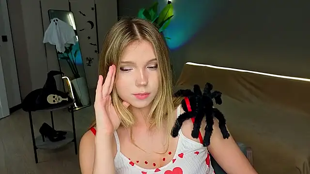 צ'אט XXX בשידור חי של linakorvin
