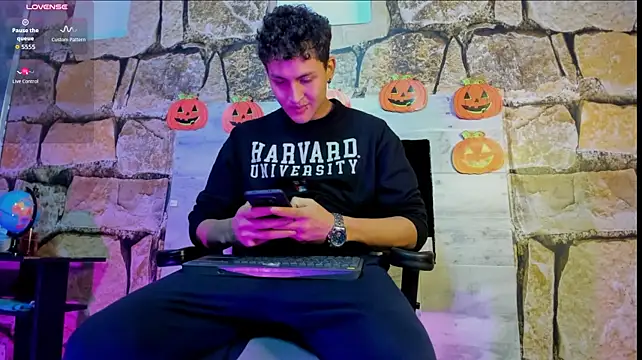 دردشة Axel_Romanov الجنسية المباشرة