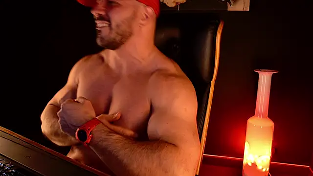 AngeloEric Chat XXX live