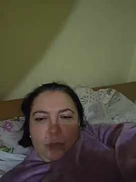 EmmaEmmy40's Live XXX Chat