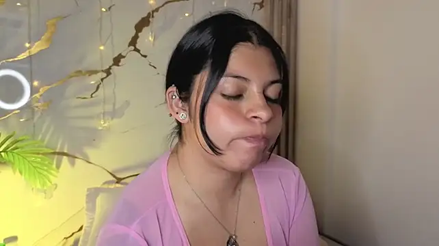 Iam_Issaa_'s Live XXX Chat