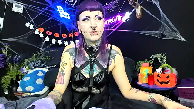 Purple_Coffin666's Live XXX Chat