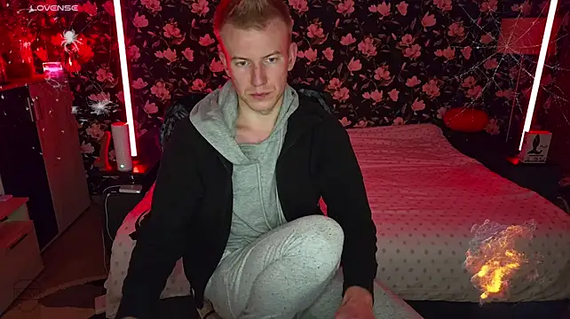 Vuitton Adlı Modelin Canlı XXX Sohbeti