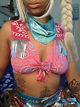 แชท XXX สดของ butterflybootyy