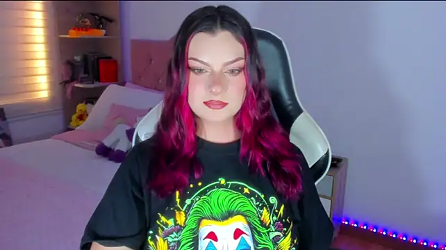 OphelianaRose33 Chat XXX live