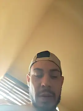 Taylor_DiamondBoy Live XXX-chat