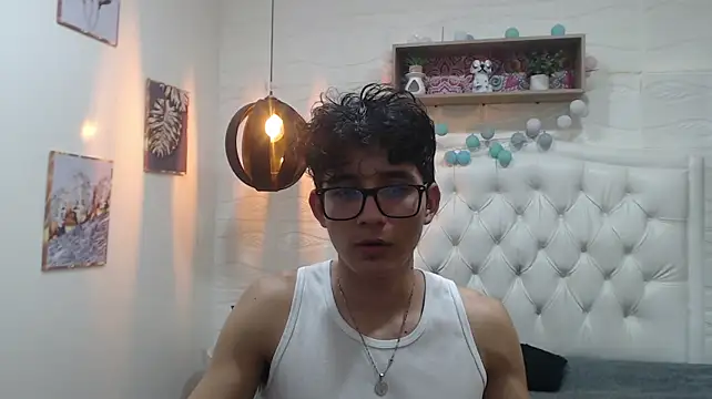 Chatroom XXX en direct de tim_cooper