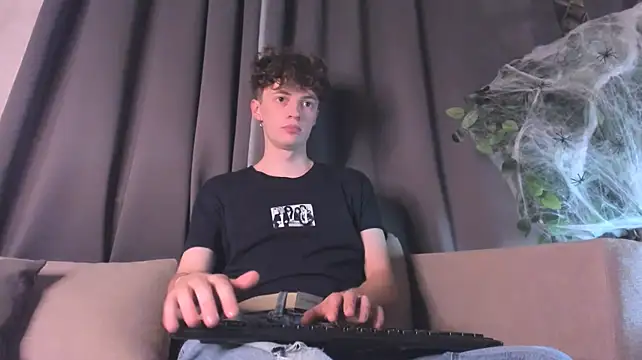 LukeSweet Live XXX-chat