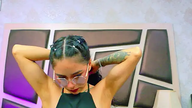 แชท XXX สดของ NicoleEsposito