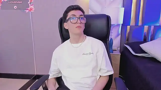 XXX chat uživo modela GaelDuke