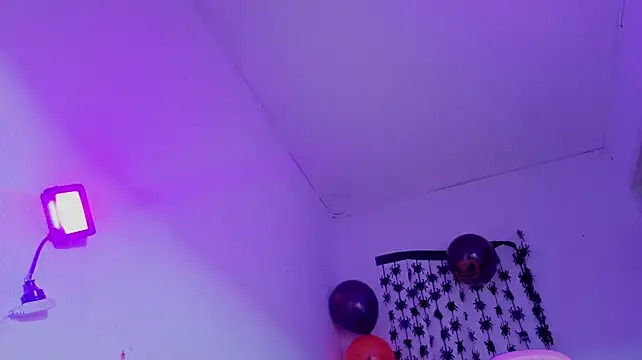 Destiny_A Live XXX-chat