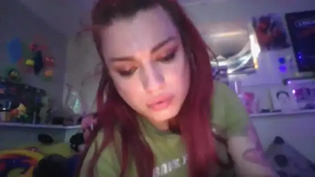 צ'אט XXX בשידור חי של urhellbrielle