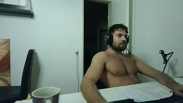 alpha-hunk élő XXX-chatje