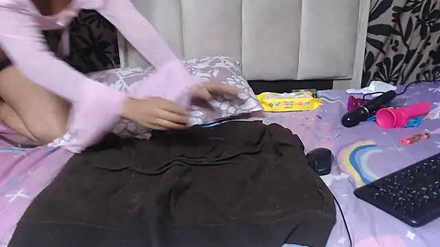 Chat +18 de Ayasexyxx22 ao vivo