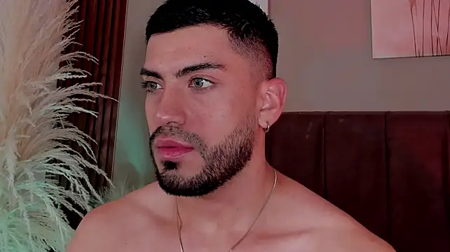 Chat XXX ao vivo de Alexander_Diazz