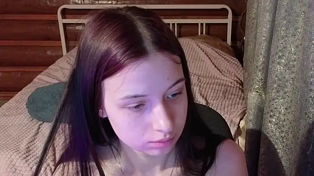 Chat +18 de AlicePowells ao vivo
