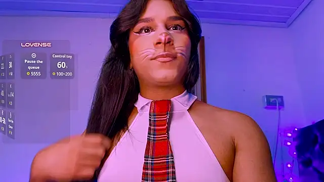 دردشة AndreaaFoxx الجنسية المباشرة