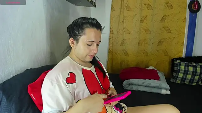 SARAMISHA – Live XXX-chat