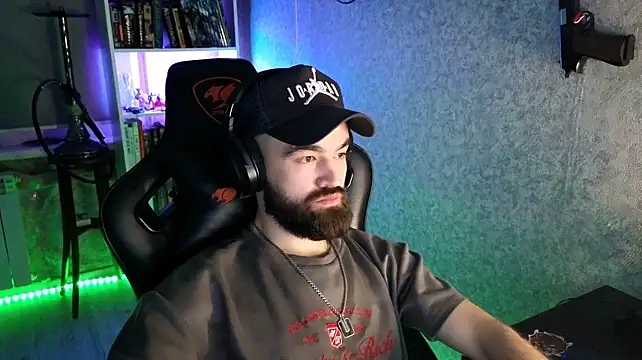 XXX chat uživo modela _Serious_Man