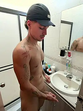 KAIRUIZ live XXX chat