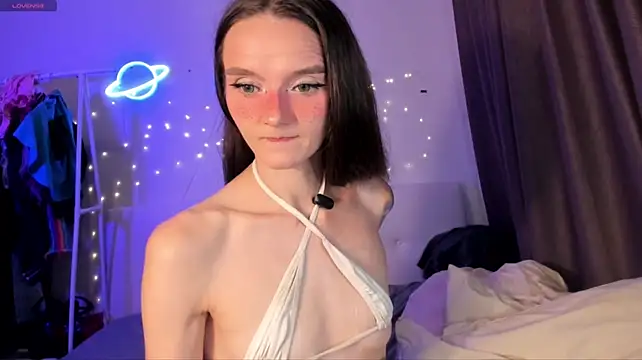 HottieEVER live XXX chat