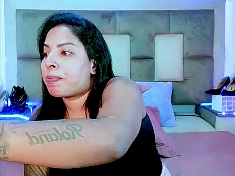 indiantopaz694u's Live XXX Chat