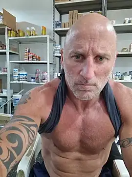 Senor_martin – Naživo XXX chat
