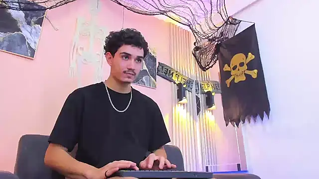 Živý XXX chat alejo_hadders