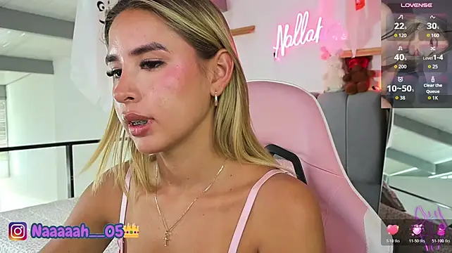 Nallah__のライブXXXチャット