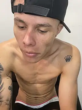 LuiguiMoore Live XXX-Chat