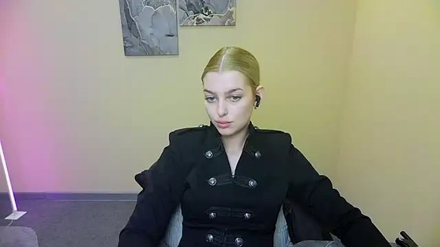Girlygirll_ élő XXX-chatje