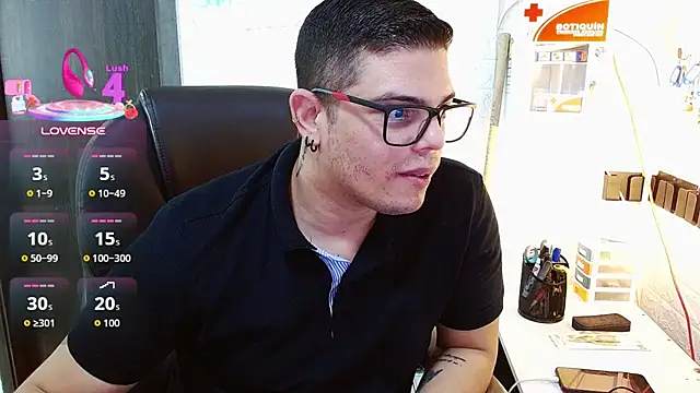 Chatroom XXX en direct de Realjoel01