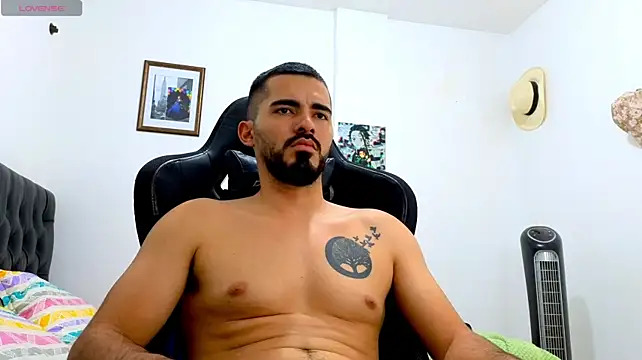 Chat XXX ao vivo de Massimoo_07