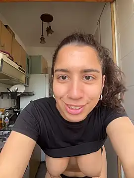 Chat +18 de Souphicherry ao vivo