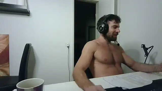 alpha-hunk Live XXX-Chat