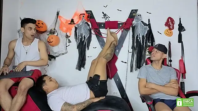 دردشة EliteBoysLive الجنسية المباشرة
