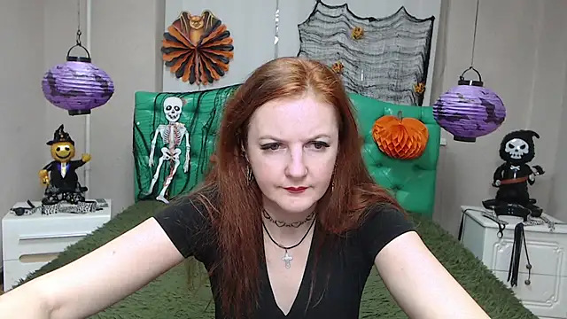 XXX chat uživo modela MeganPirs