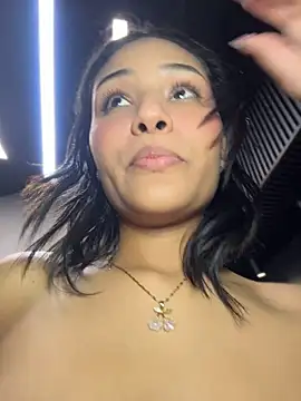 elena_velez Adlı Modelin Canlı XXX Sohbeti