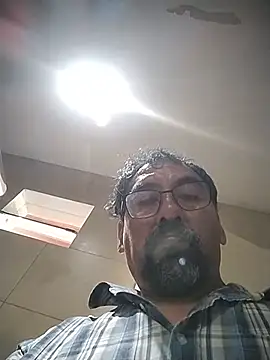 abelito2021 élő XXX-chatje