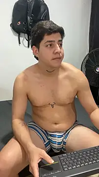 Fozil_Dvice Live XXX-chat