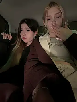 elsawhereのライブXXXチャット