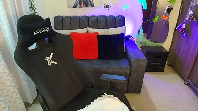 LUCYMILF_SEXY Live XXX Chat