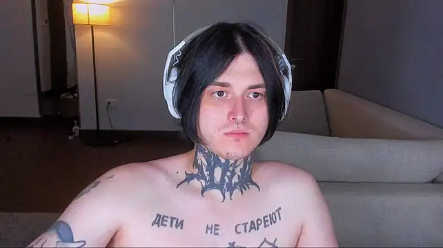 _torfin_ live XXX chat